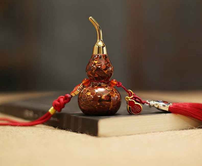Hand-Painted Brass Gourd Pendant with Urushi Lacquer Art Premium Brass | Traditional Chinese Lacquer Craftsmanship